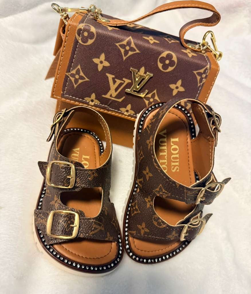 Lv Brown (sandals only)